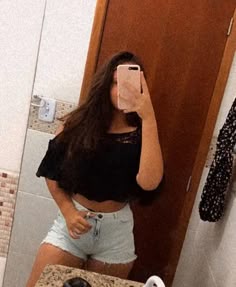 Sandra R.